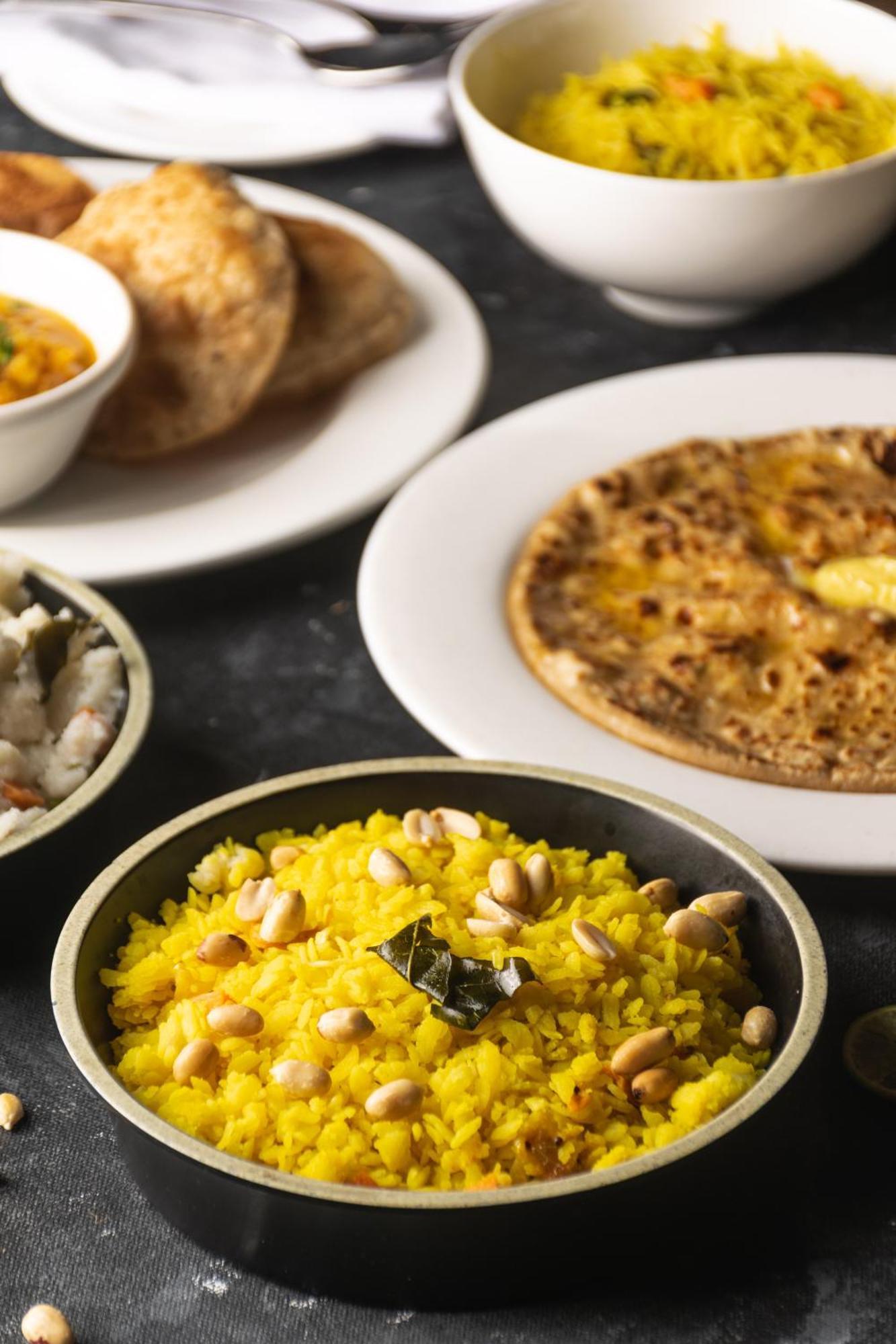 Hotel Doubletree By Hilton Gurugram Baani Square à Gurgaon Extérieur photo
